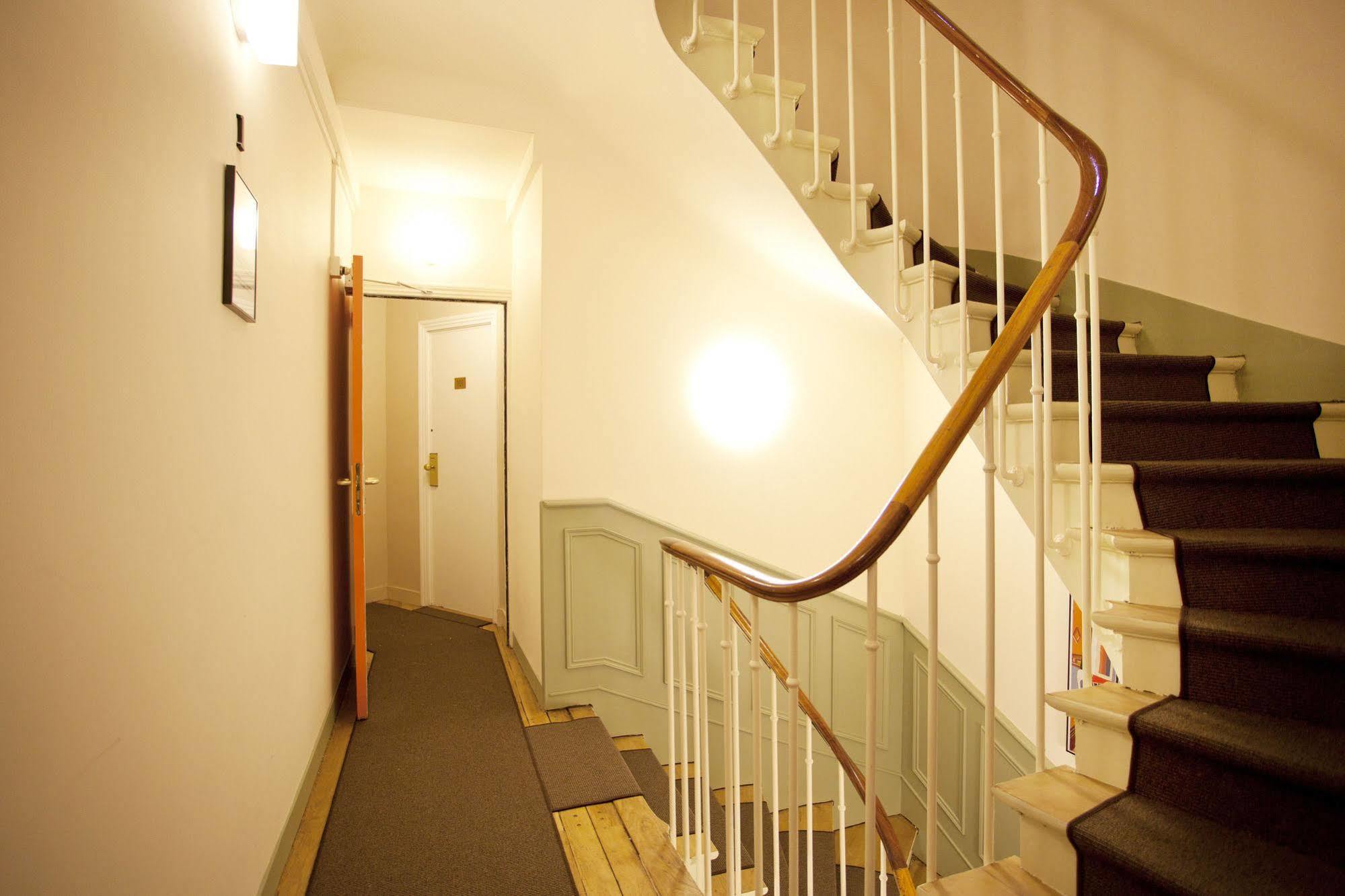 Nadaud Hotel Париж Екстериор снимка